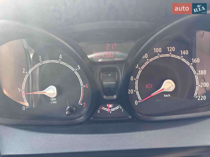 Хэтчбек Ford Fiesta 2011 в Львове