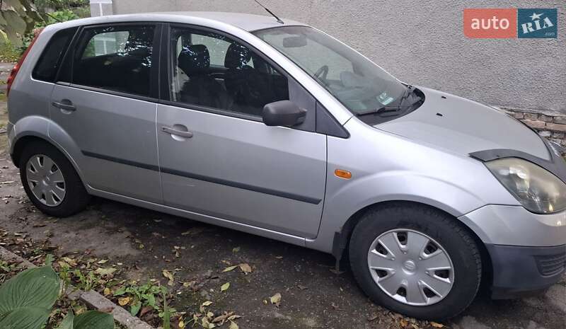 Хетчбек Ford Fiesta 2007 в Луцьку фото 8 Хетчбек Ford Fiesta 2007 в Луцьку