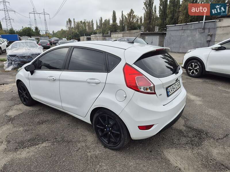 Хэтчбек Ford Fiesta 2019 в Киеве