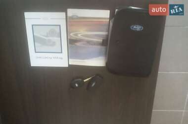 Хэтчбек Ford Fiesta 2013 в 