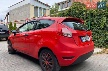 Хэтчбек Ford Fiesta 2013 в 