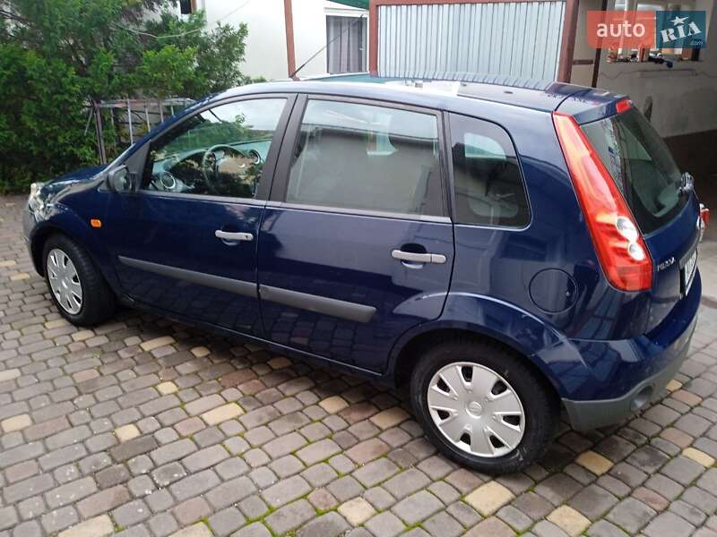 Хэтчбек Ford Fiesta 2008 в Мукачево