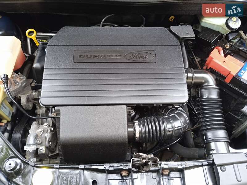 Хэтчбек Ford Fiesta 2008 в Мукачево