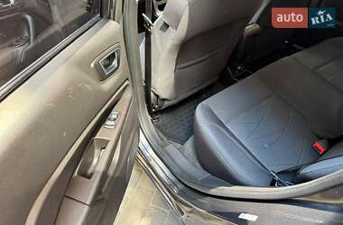 Седан Ford Fiesta 2014 в 