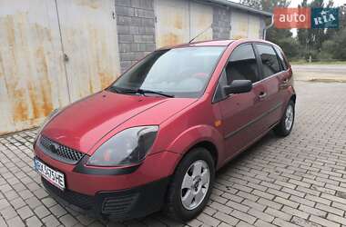 Хэтчбек Ford Fiesta 2007 в 