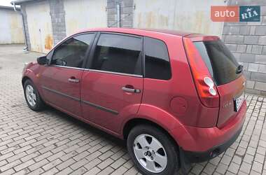 Хэтчбек Ford Fiesta 2007 в 