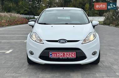 Хэтчбек Ford Fiesta 2010 в 