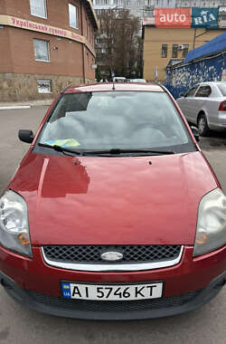 Хэтчбек Ford Fiesta 2008 в Обухове