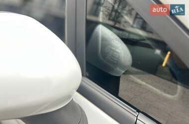 Хэтчбек Ford Fiesta 2013 в 