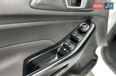 Хэтчбек Ford Fiesta 2013 в 