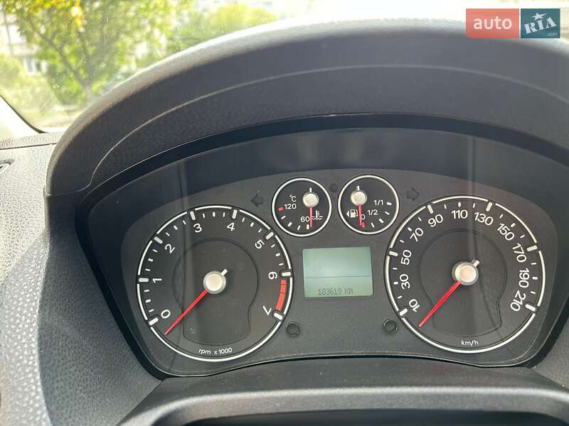 Хэтчбек Ford Fiesta 2006 в Киеве