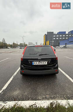 Хэтчбек Ford Fiesta 2008 в 