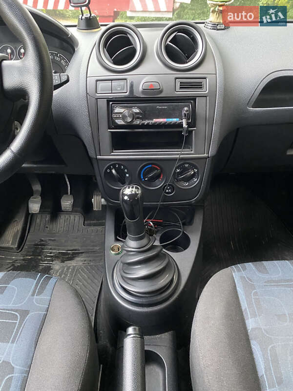 Хэтчбек Ford Fiesta 2007 в Львове фото 12 Хэтчбек Ford Fiesta 2007 в Львове