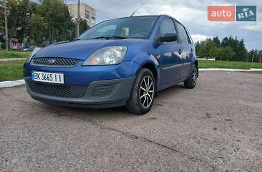 Хэтчбек Ford Fiesta 2007 в 