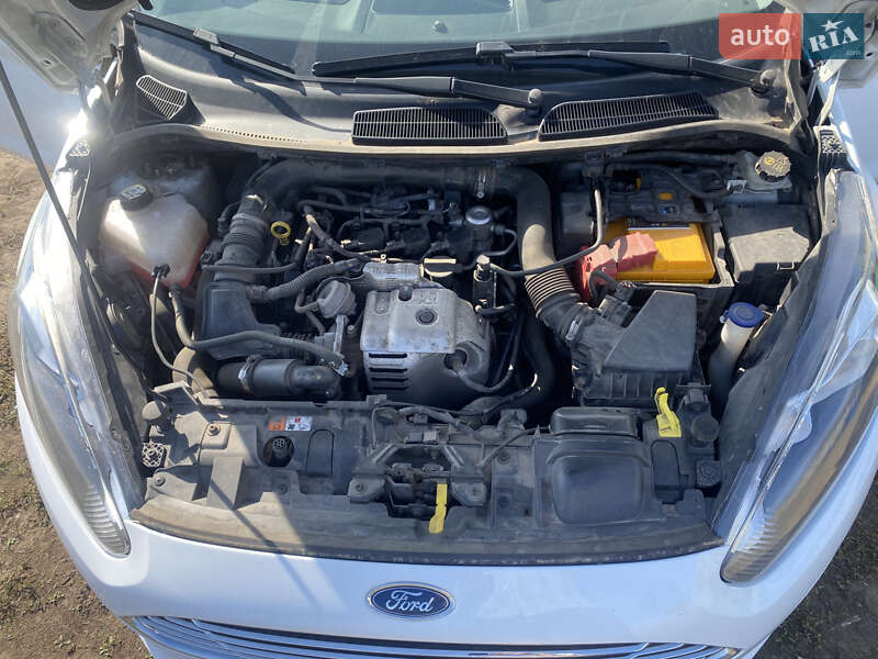 Хэтчбек Ford Fiesta 2012 в Днепре