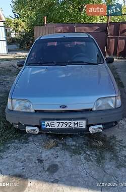 Хэтчбек Ford Fiesta 1995 в 