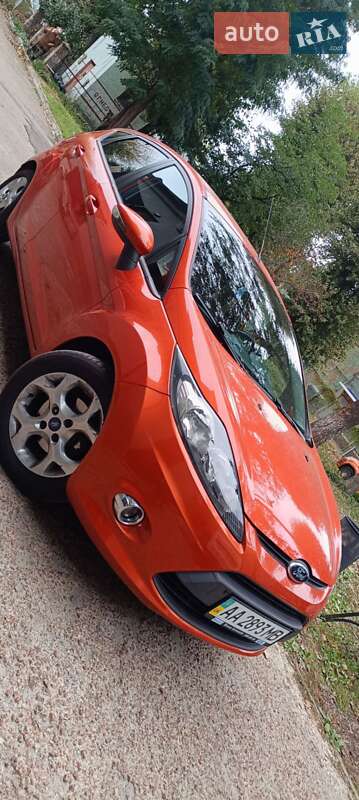 Хэтчбек Ford Fiesta 2011 в Киеве