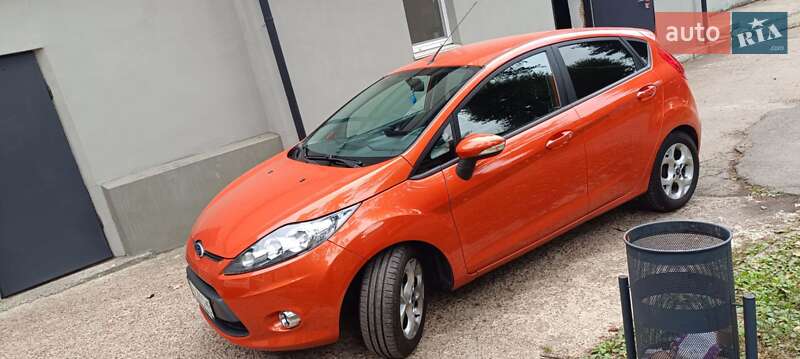 Хэтчбек Ford Fiesta 2011 в Киеве