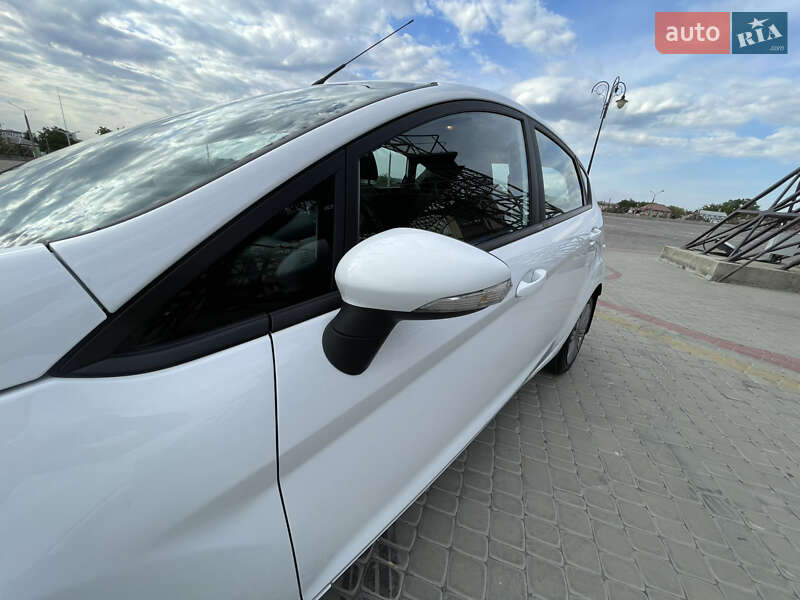 Хэтчбек Ford Fiesta 2016 в Харькове