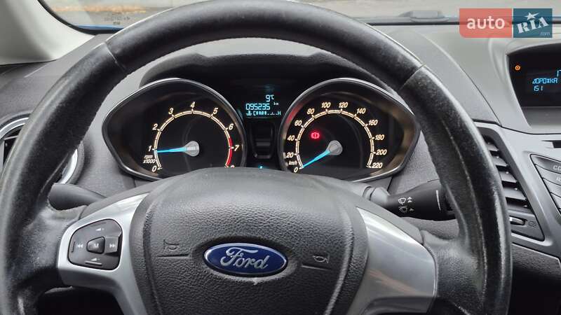 Хэтчбек Ford Fiesta 2016 в Черкассах