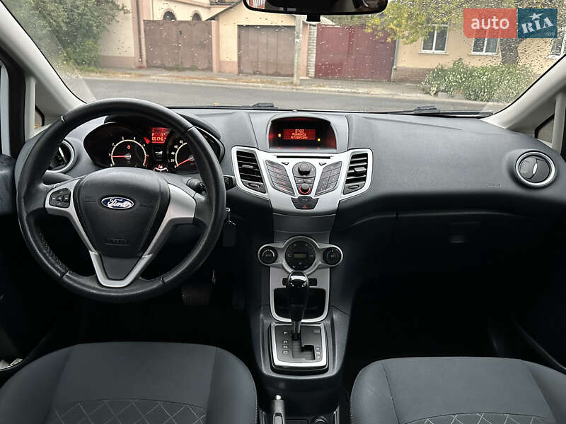 Хэтчбек Ford Fiesta 2011 в Харькове
