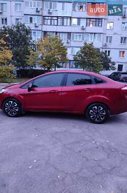 Седан Ford Fiesta 2016 в 