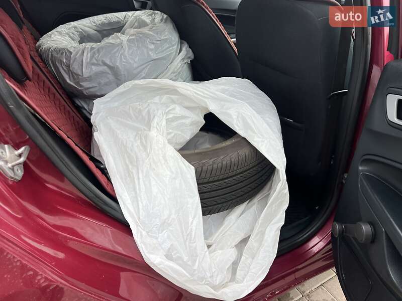 Хетчбек Ford Fiesta 2011 в Києві