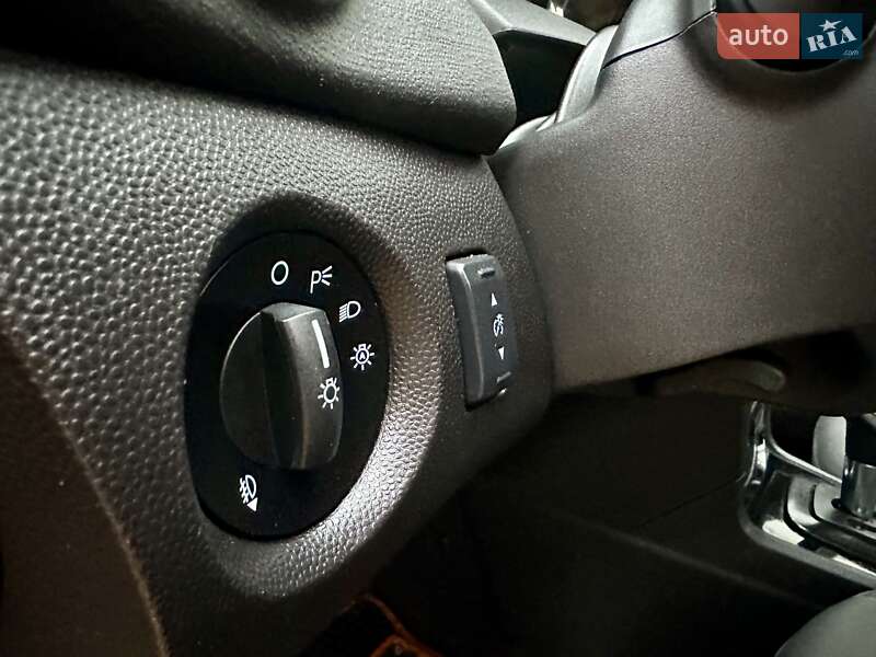 Седан Ford Fiesta 2015 в Виннице