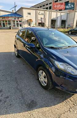 Хэтчбек Ford Fiesta 2011 в 