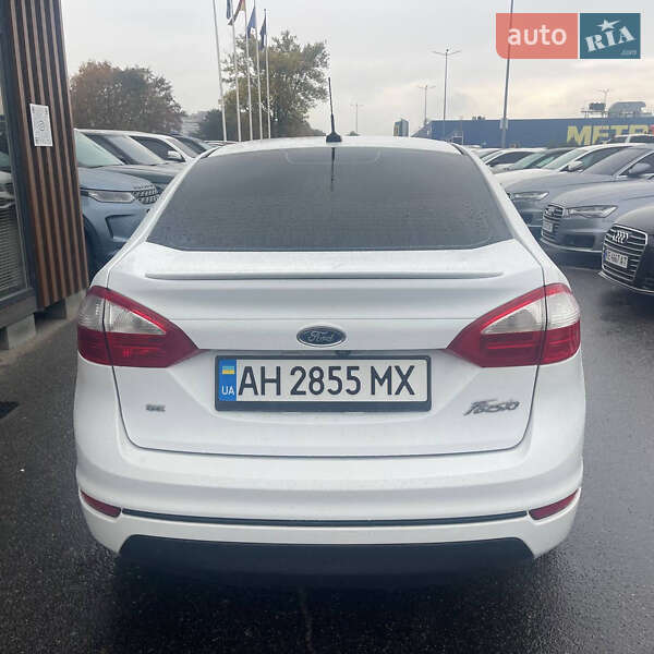 Седан Ford Fiesta 2019 в Днепре