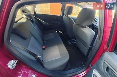 Хэтчбек Ford Fiesta 2011 в 