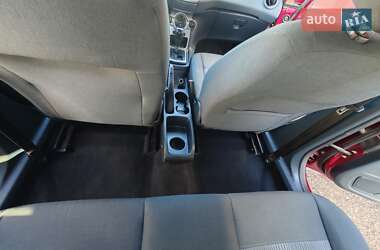 Хэтчбек Ford Fiesta 2011 в 