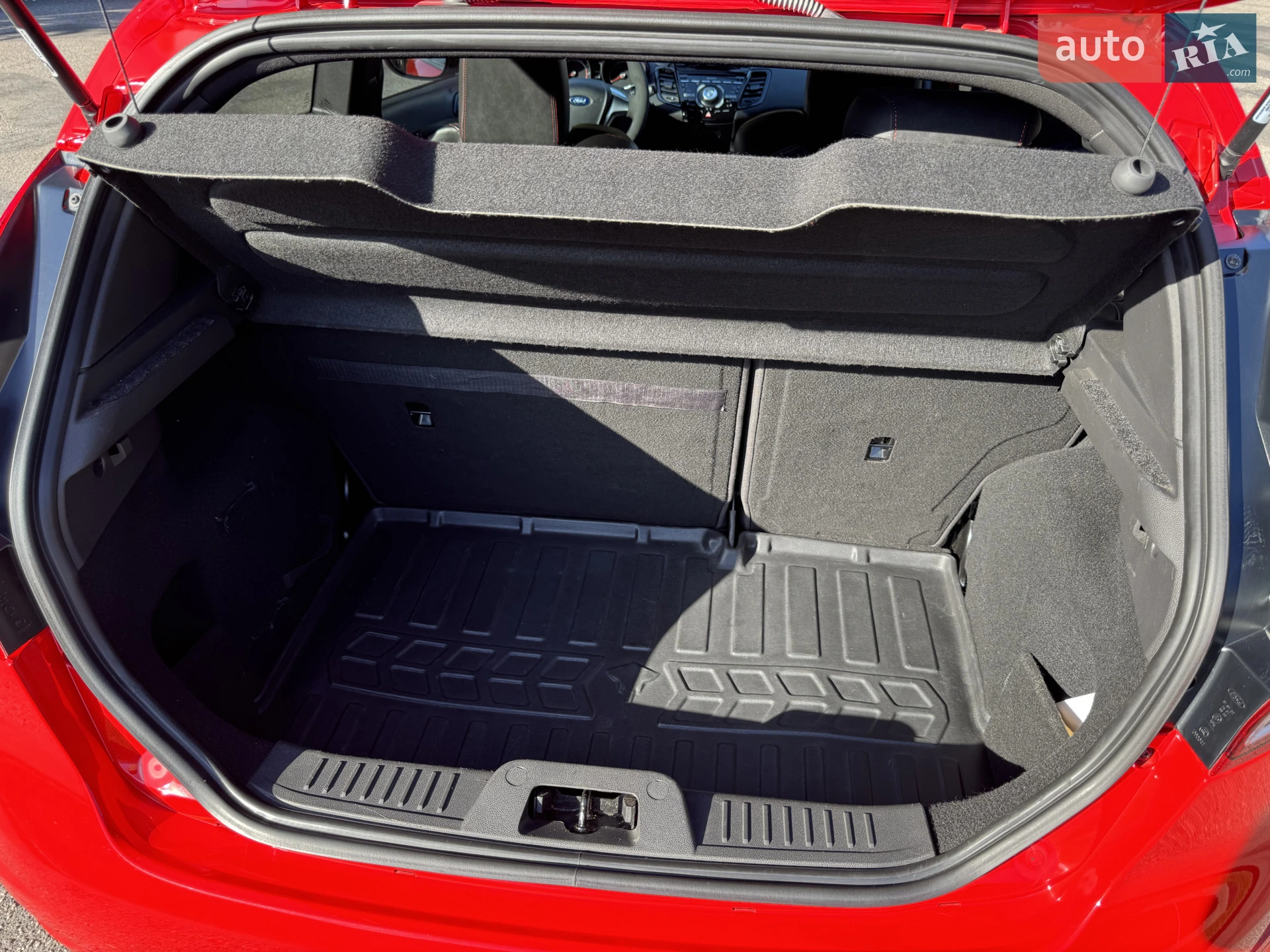 2016 Ford Fiesta - мініатюра 26