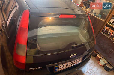 Хэтчбек Ford Fiesta 2002 в  фото 3 Хэтчбек Ford Fiesta 2002 в