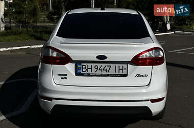 Седан Ford Fiesta 2014 в 
