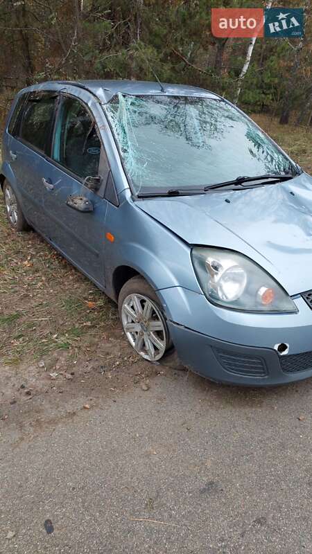 Хэтчбек Ford Fiesta 2006 в Сновске фото 7 Хэтчбек Ford Fiesta 2006 в Сновске