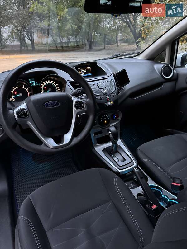 Седан Ford Fiesta 2018 в Днепре