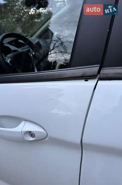 Седан Ford Fiesta 2018 в 