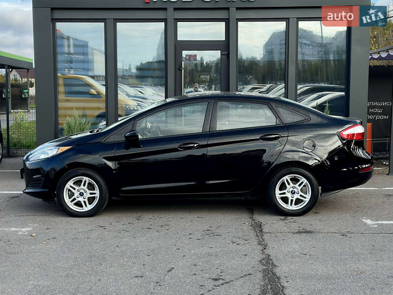 Седан Ford Fiesta 2019 в Кременчуці