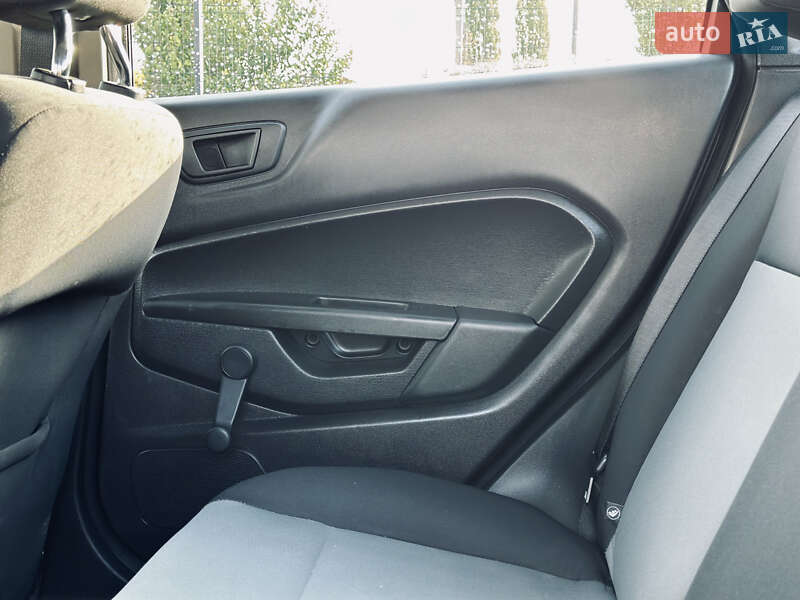 Седан Ford Fiesta 2019 в Кременчуці