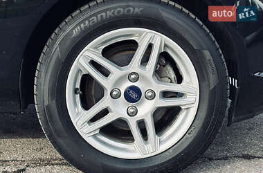 Седан Ford Fiesta 2019 в 