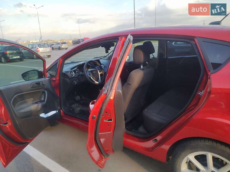 Хэтчбек Ford Fiesta 2018 в Львове
