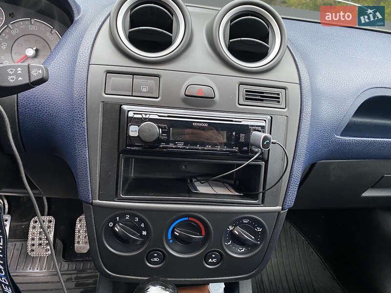 Хэтчбек Ford Fiesta 2007 в Броварах