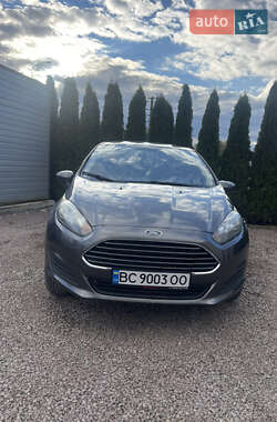 Хэтчбек Ford Fiesta 2018 в 