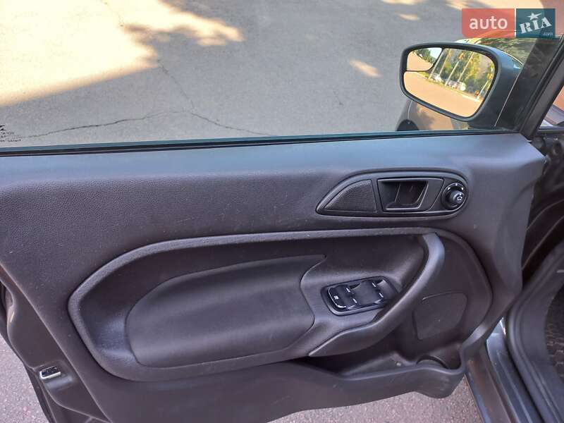 Хетчбек Ford Fiesta 2018 в Рівному фото 5 Хетчбек Ford Fiesta 2018 в Рівному