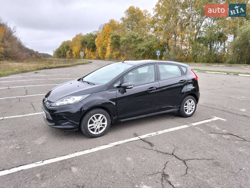 Хетчбек Ford Fiesta 2009 в Конотопі