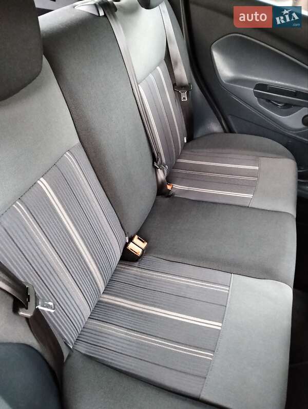 Хетчбек Ford Fiesta 2009 в Конотопі