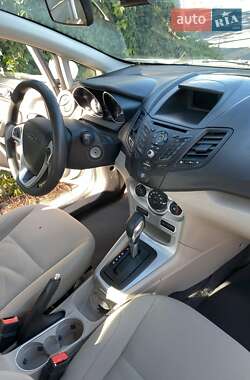 Седан Ford Fiesta 2018 в 