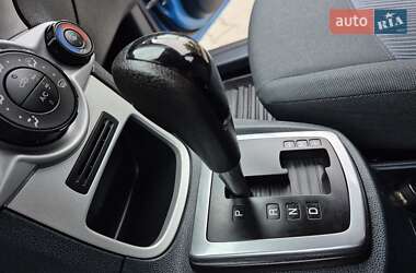 Хэтчбек Ford Fiesta 2012 в 