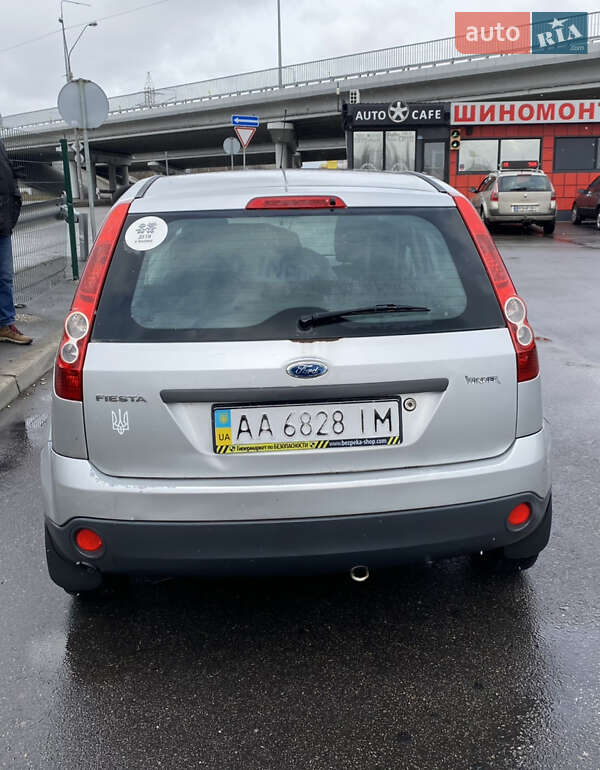 Хетчбек Ford Fiesta 2006 в Києві фото 7 Хетчбек Ford Fiesta 2006 в Києві